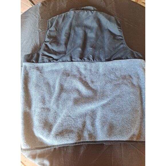 THE AMERICAN OUTDOORSMAN BONDED POLAR FLEECE FULL ZIP VEST size L BLK/GREY - Picture 5 of 5
